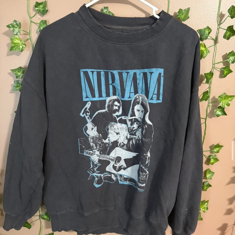 American Eagle Outfitters Black Sweatshirt with Blue Graphic